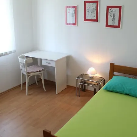 Two-Bedroom Holiday Home With Private Pool & Garden * Banjole